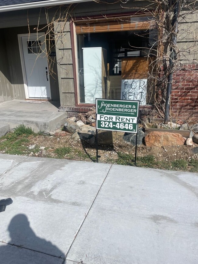 Primary Photo - 343 Mt Rose St