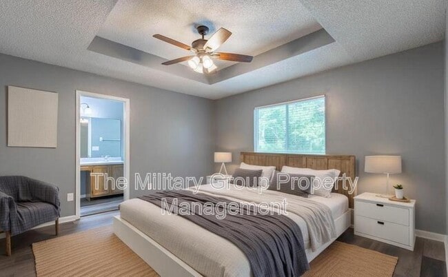 Building Photo - 3390 Millcrest Pl