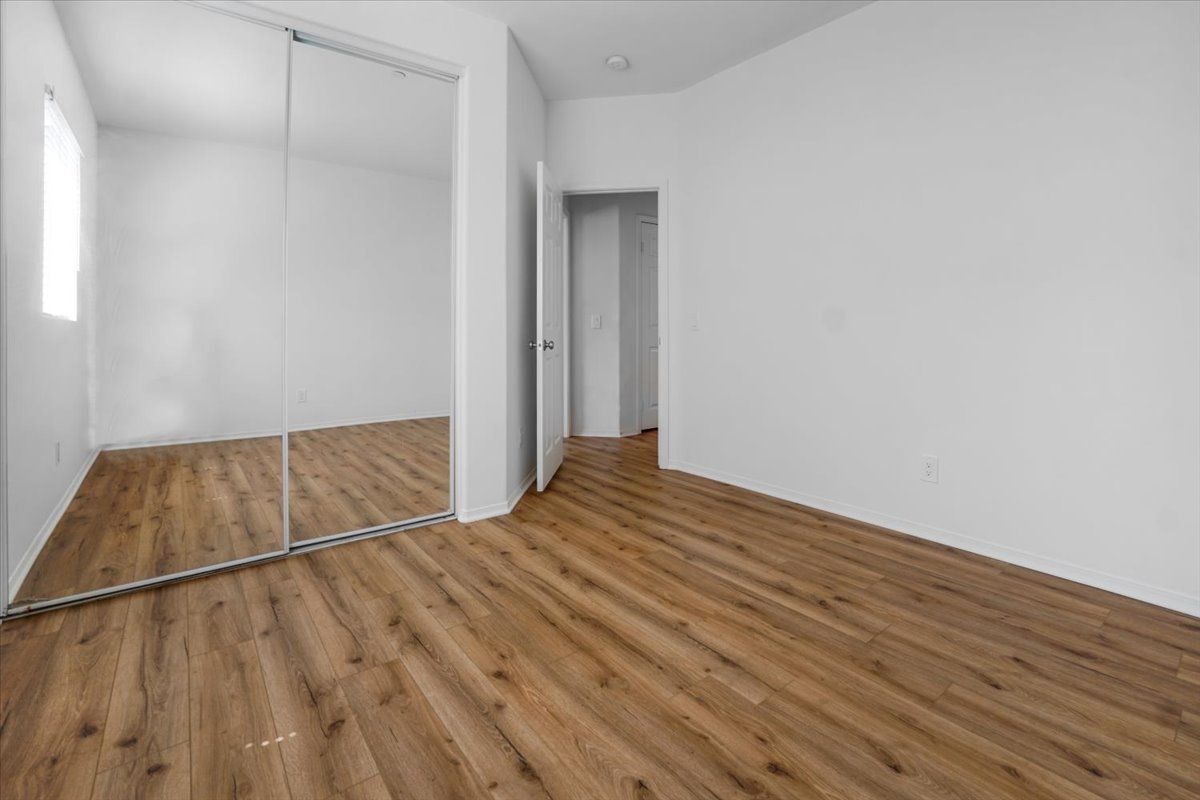 Building Photo - 1123 E Pennsylvania Ave