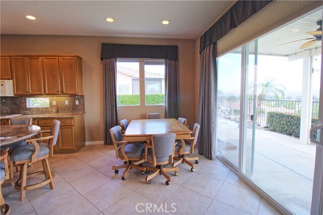 Building Photo - 23952 4 Corners Ct