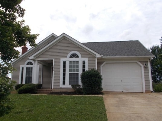 Building Photo - 4609 Avalon Forest Ln