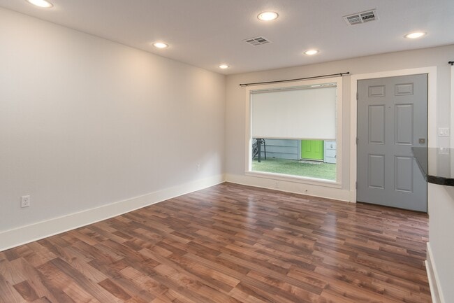 Building Photo - 2019 Huldy St