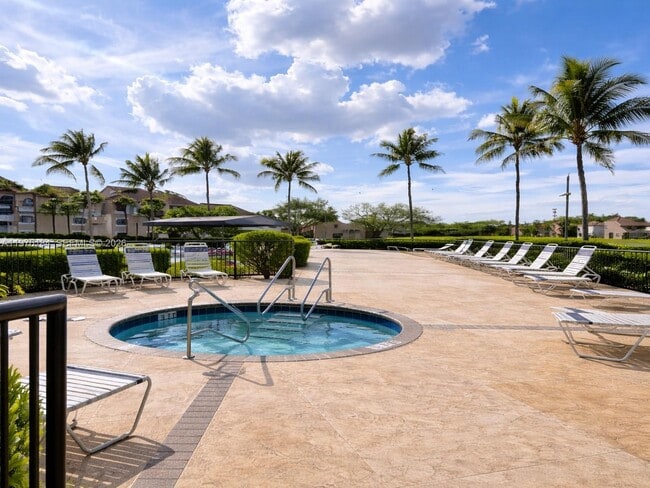 Building Photo - 10708 NW 12th Manor