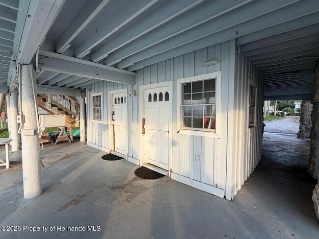 Building Photo - 2007 Gulfview Dr