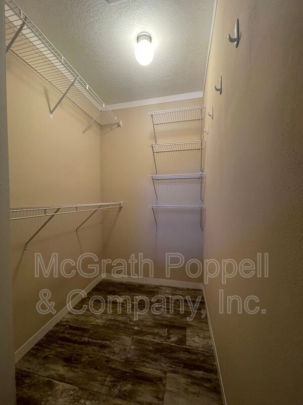 Building Photo - 5414 Miley Rd