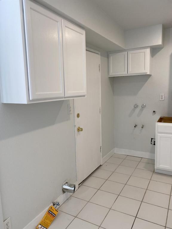 Building Photo - 38907 9th St E