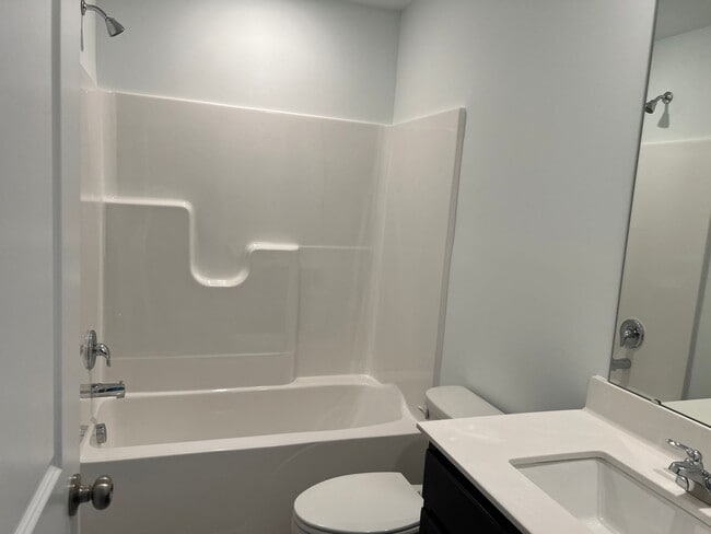 Building Photo - 1456 Jay Rd