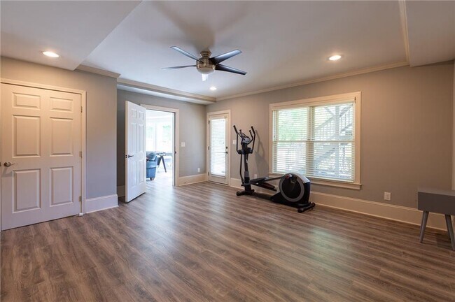 Building Photo - 2360 Manor Creek Ct