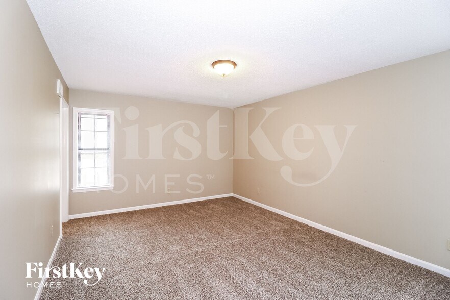 Building Photo - 8093 Cinders Rd