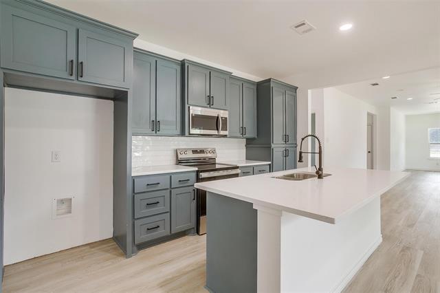 Building Photo - 3815 Silver Creek Ct