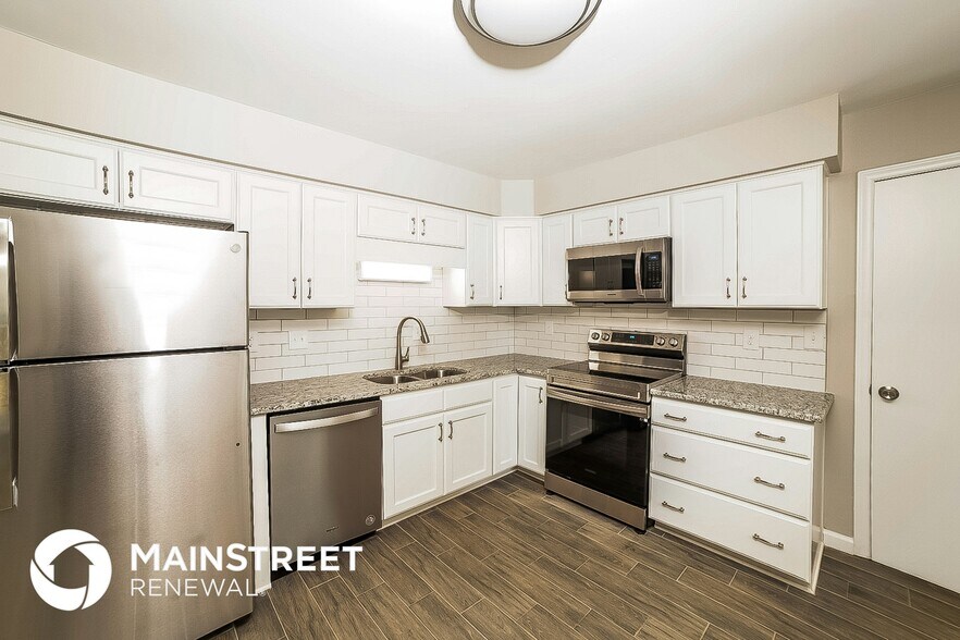 Building Photo - 605 Brightsfield Ct