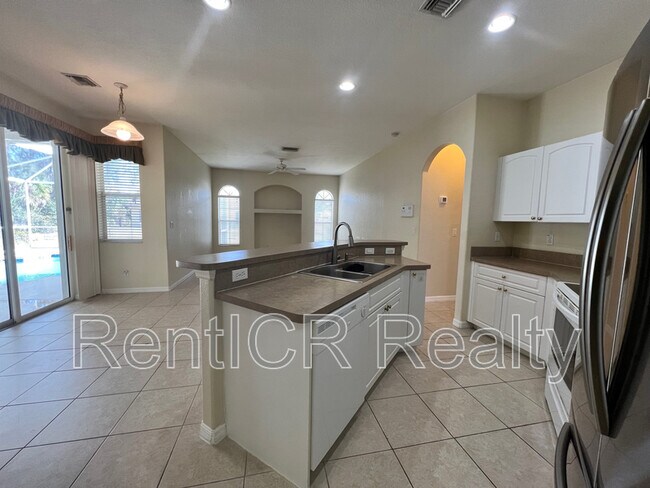 Building Photo - 4970 Easter Terrace