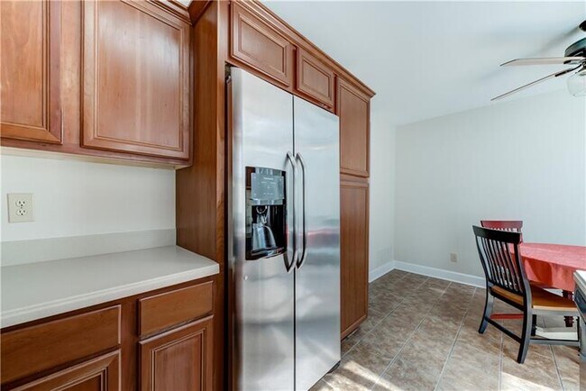 Building Photo - 64 Mt Vernon Cir