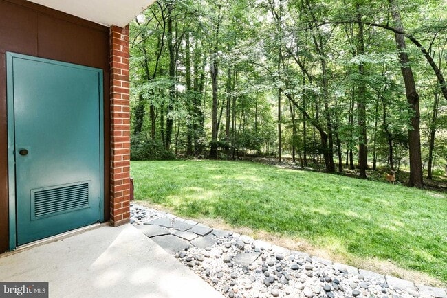 Building Photo - 11831 Shire Ct