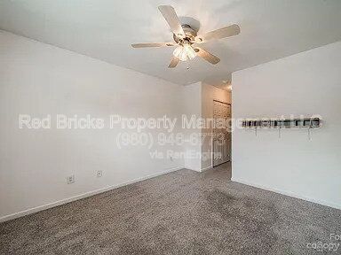 Building Photo - 11649 Boxer Ln