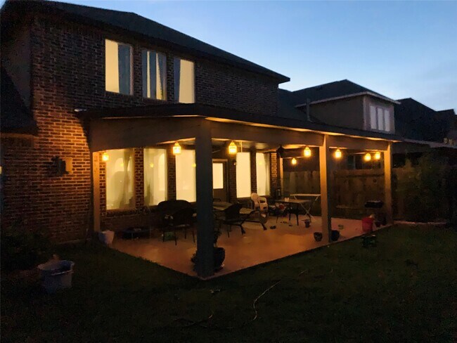 Building Photo - 9406 Heath River Ln