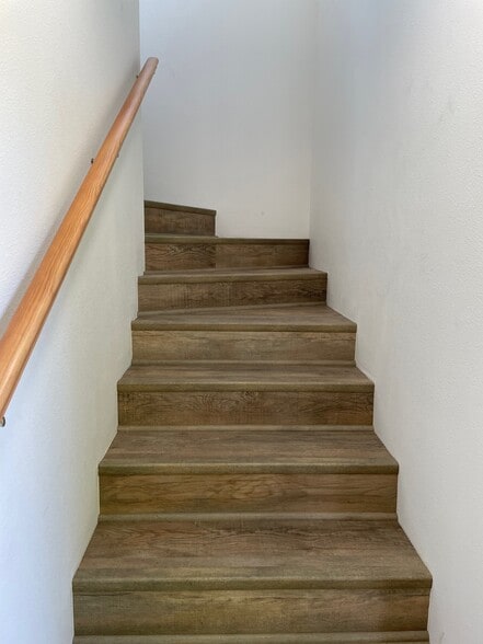 Building Photo - 453 Lanae Way