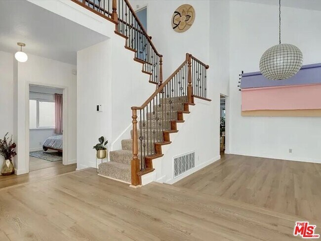 Building Photo - 7937 W 80th St