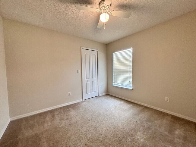 Building Photo - 312 Turtle Dove Dr