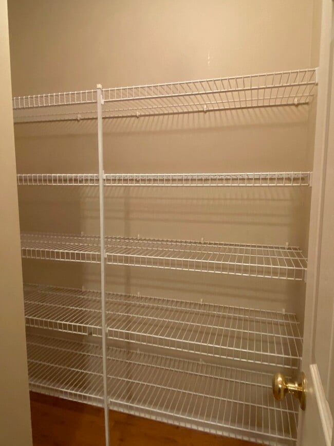 Building Photo - 364 Grape Vine Trail