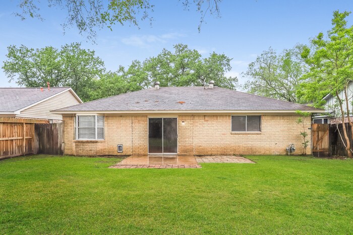 Building Photo - 4313 Lariat Dr