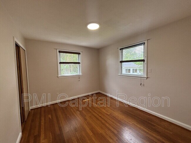 Building Photo - 10302 Duvawn Pl