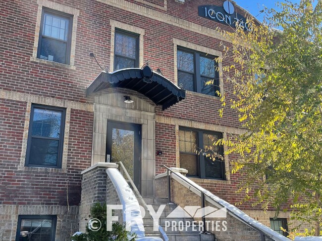 Building Photo - Great Remodel in Capitol Hill