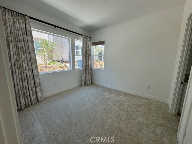 Building Photo - 228 Knot