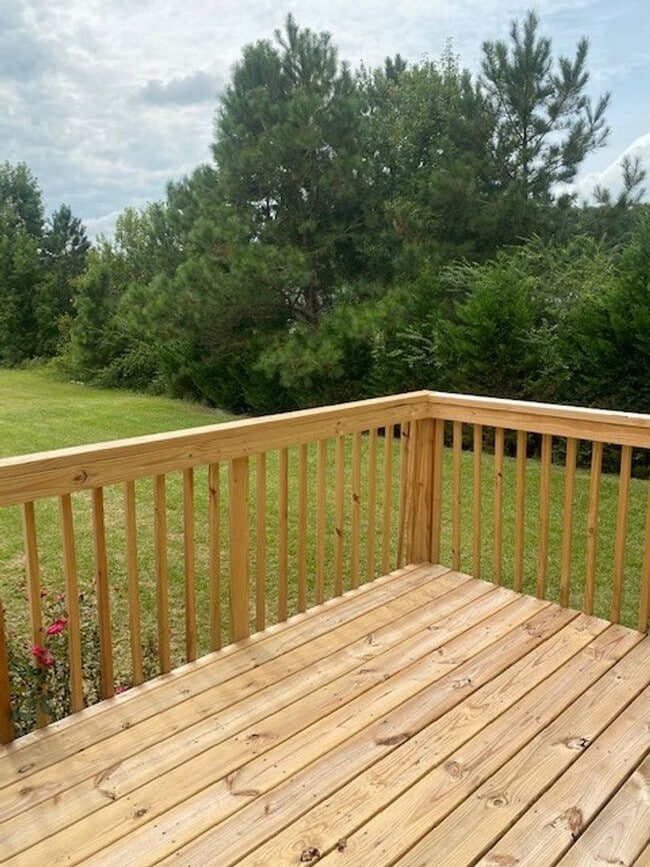 Building Photo - 305 Towbridge Ln