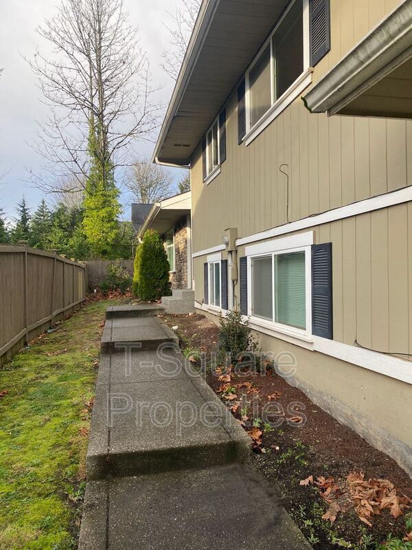 Building Photo - 16355 131st St SE