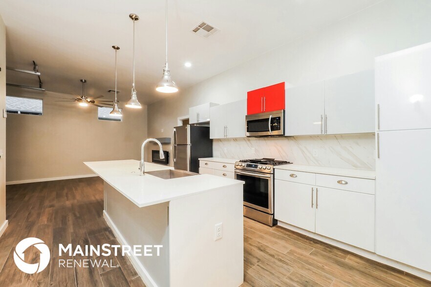 Building Photo - 11217 Paradise Out Ln