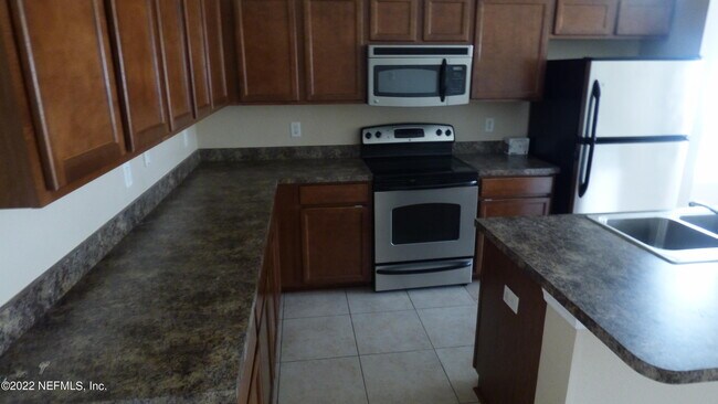 Building Photo - 625 Oakleaf Plantation Pkwy