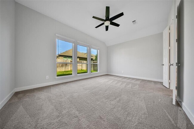 Building Photo - 615 Sand Branch Dr