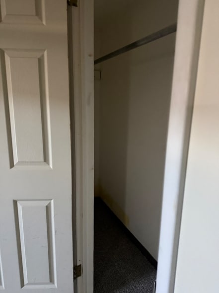 Building Photo - 1344 E College Ave