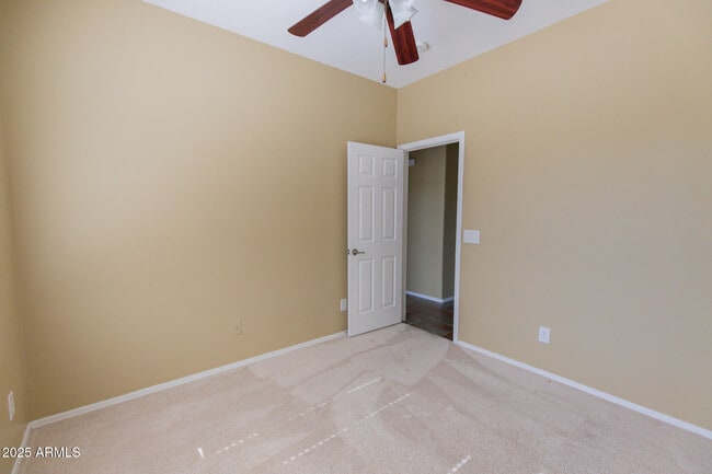 Building Photo - 2270 E Aloe Pl