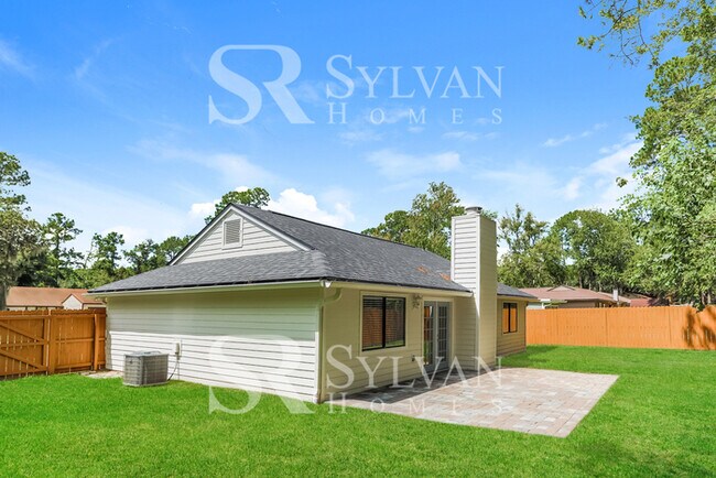 Building Photo - Life Just Got Better!