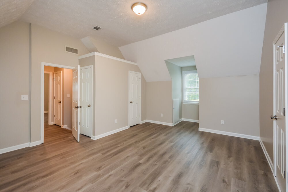 Building Photo - 9136 Tara Dr SW