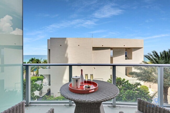 Building Photo - 4111 S Ocean Dr