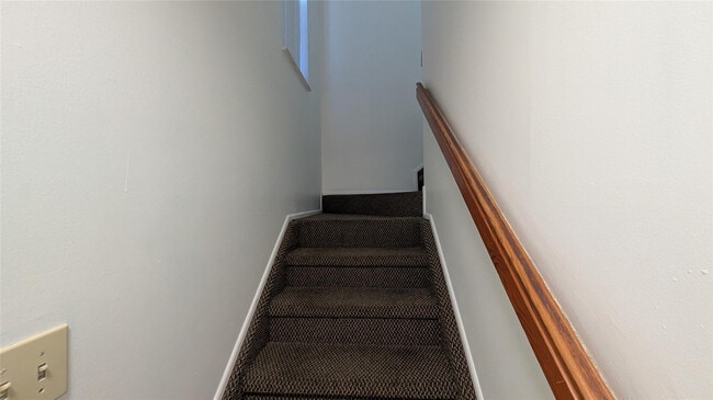 Building Photo - 2372 NW 39th Ave