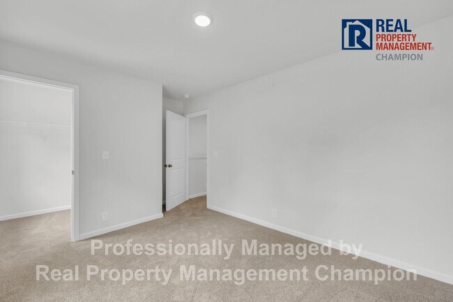 Building Photo - Newly Constructed 3 BD 2.5 BA w/Open Floor Plan