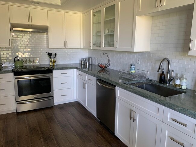 Building Photo - 55578 Southern Hill