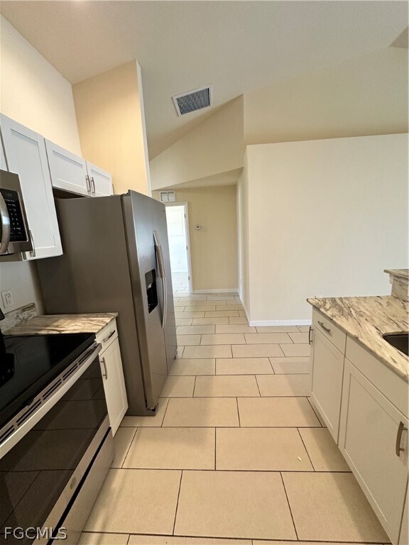 Building Photo - 4521 SW 9th Ave