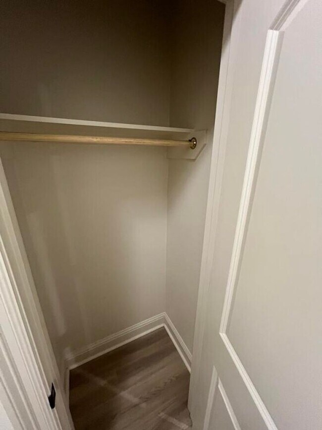 Building Photo - Trendy, 3 bedroom, 2 bath home in coveted Kenilworth Crossing Community near LSU