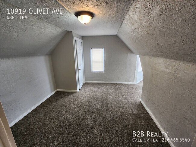 Building Photo - 10919 Olivet Ave