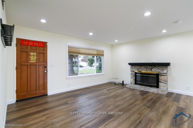 Building Photo - 6994 Polvadero Dr