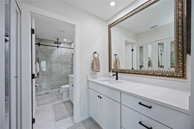 Building Photo - 4321 Longmeadow