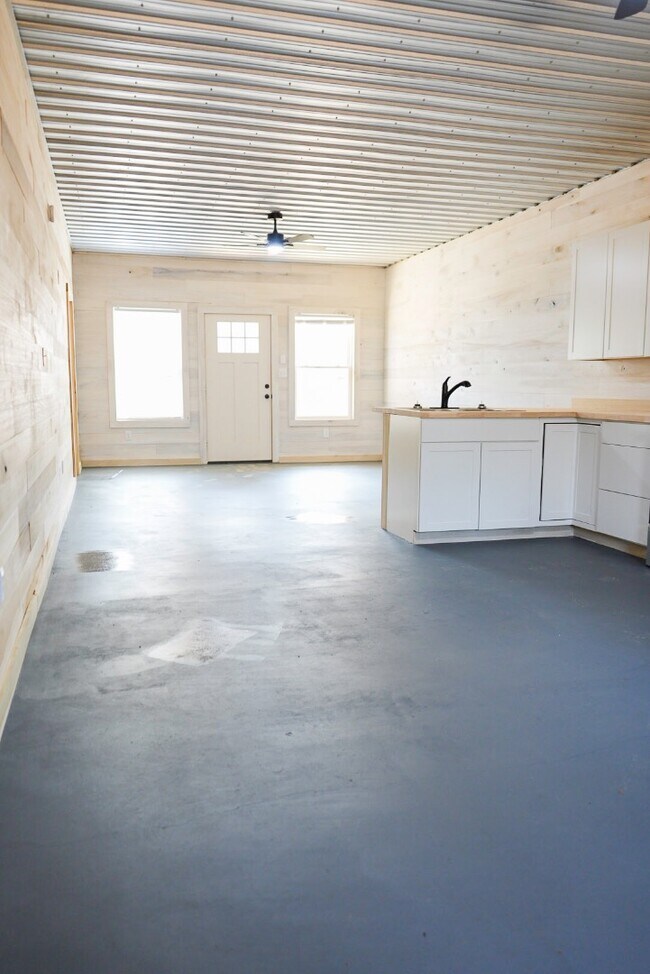 Building Photo - 64 Ted Gran Ln