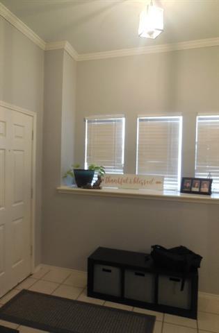 Building Photo - 9733 Old Field Dr