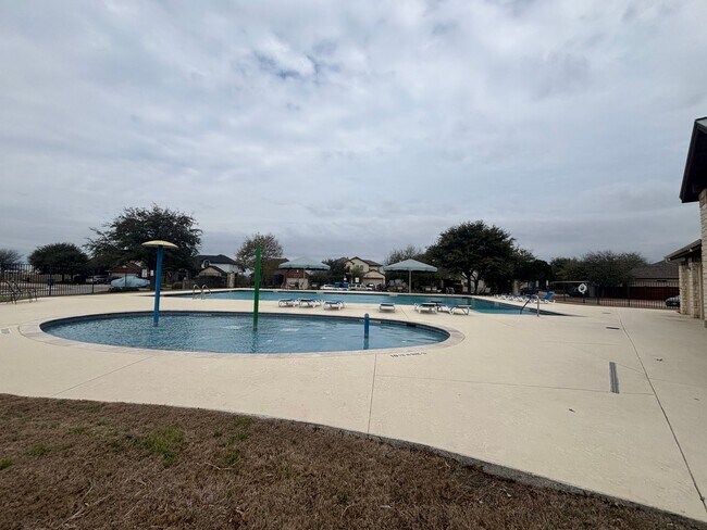 Building Photo - Beautiful 3-bed 2-Bath home in Avery Park ...