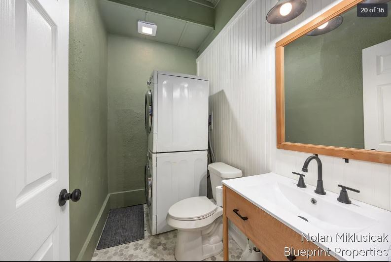 Building Photo - 700 Broadway Ave NW